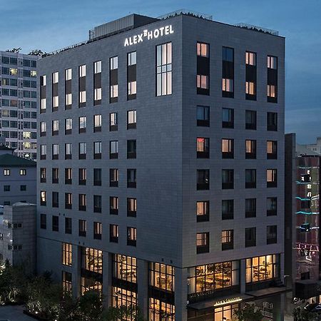 Alex 72 Hotel Suwon Extérieur photo